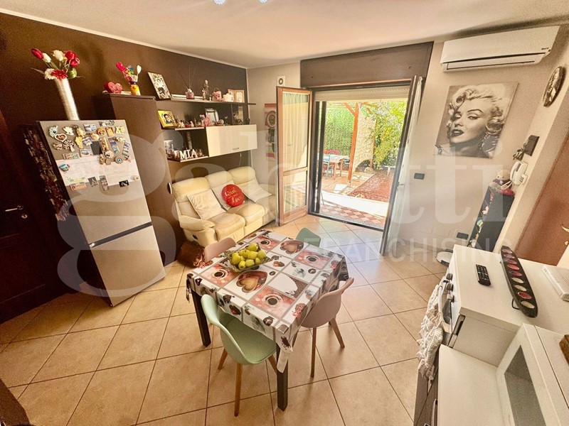 Trilocale in Vendita a Orbassano, 249'000€, 80 m²