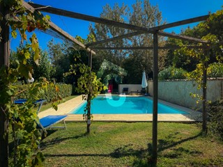 Casa Indipendente in Vendita a Castelbellino, 208 m², con Box