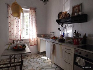 Casa Semi Indipendente in Vendita a Lucca, zona Fagnano, 150'000&euro;, 150 m², arredato