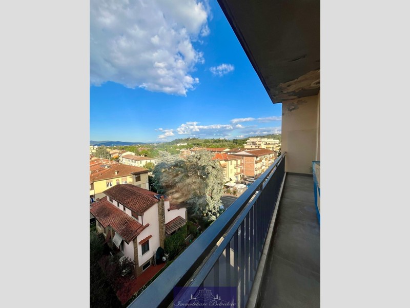 Trilocale in Vendita a Scandicci, zona Vingone, 290'000€, 70 m²