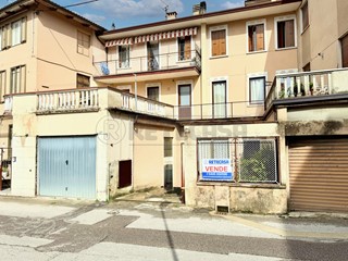 Appartamento in Vendita a Valdagno, 159'000€, 326 m², con Box