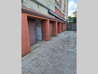 Box in Vendita a Ponte San Pietro, 12'500€, 14 m²