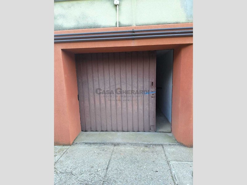 Box in Vendita a Ponte San Pietro, 11'900&euro;, 14 m²