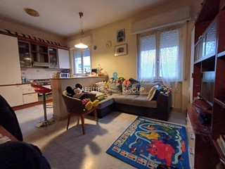 Quadrilocale in Vendita a Massa, 190'000€, 100 m²