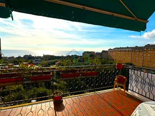 Appartamento in Vendita a Savona, 275'000&euro;, 162 m²