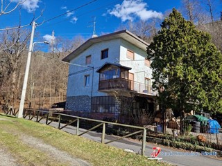 Quadrilocale in Vendita a Malonno, 40'000&euro;, 80 m²