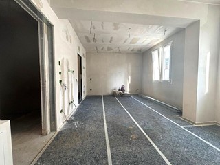 Quadrilocale in Vendita a Lucca, zona Ponte a Moriano, 175'000€, 80 m²