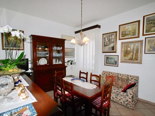 Quadrilocale in Vendita a Pontedera, 100'000€, 75 m²