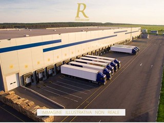 Capannone in Affitto a Chiesina Uzzanese, 50000 m²