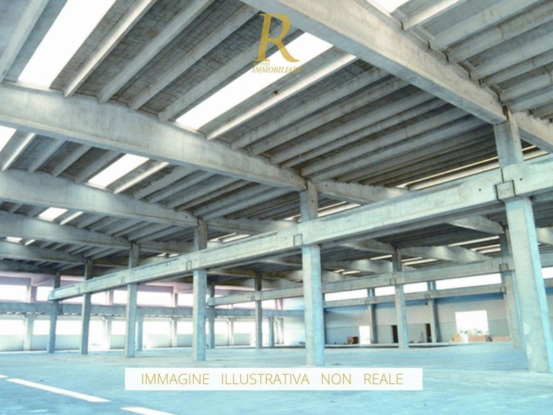 Capannone in Vendita a Sinalunga, 20'000'000€, 32000 m²
