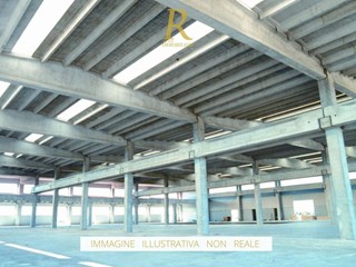 Capannone in Vendita a Sinalunga, 20'000'000€, 32000 m²