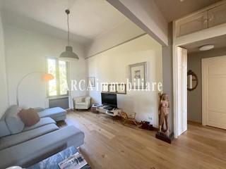 Quadrilocale in Vendita a Pietrasanta, 460'000€, 105 m², arredato