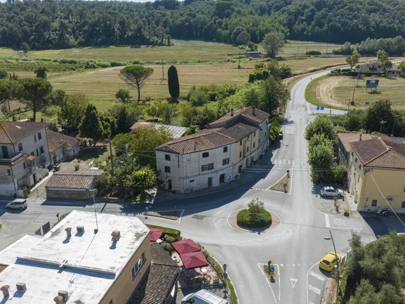 Quadrilocale in Vendita a Crespina Lorenzana, 77'000€, 75 m²