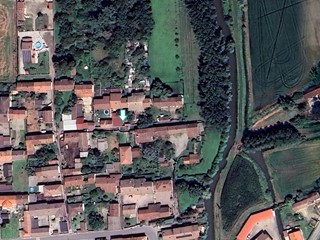 Appartamento in Vendita a Confienza, 19'869€, 313 m², con Box