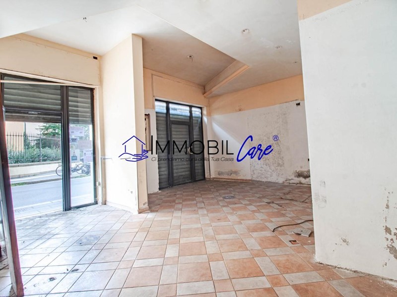 Immobile commerciale in Affitto a Livorno, 600€, 50 m²