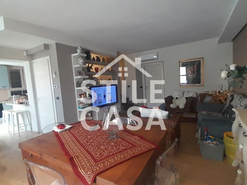 Villa bifamiliare in Vendita a Castelfranco di Sotto, zona Villa Campanile, 290'000€, 120 m², arredato