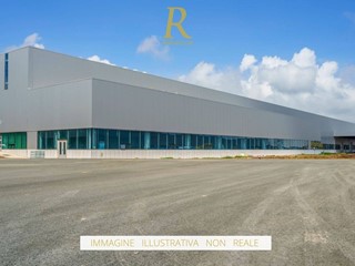 Capannone in Affitto a Ponte Buggianese, 26000 m²
