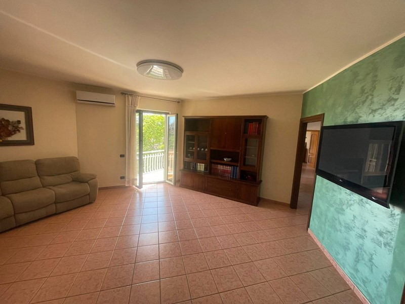 Quadrilocale in Vendita a Alatri, 129'000€, 130 m²