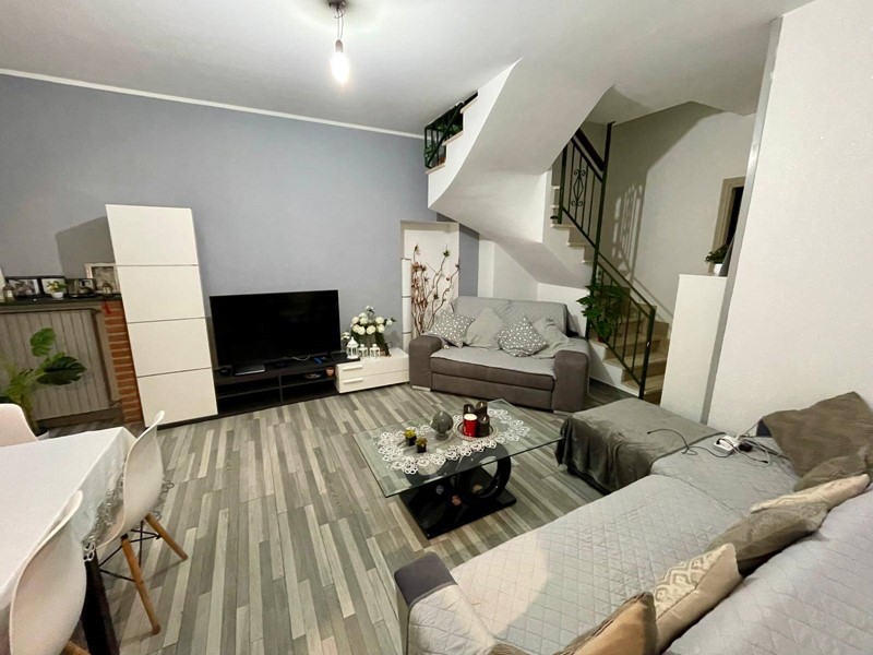 Casa Indipendente in Vendita a Alessandria, 190'000€, 130 m²