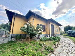 Casa Indipendente in Vendita a Alessandria, 139'000€, 75 m²