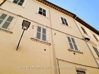 Trilocale in Vendita a Ascoli Piceno, 95'000€, 41 m²