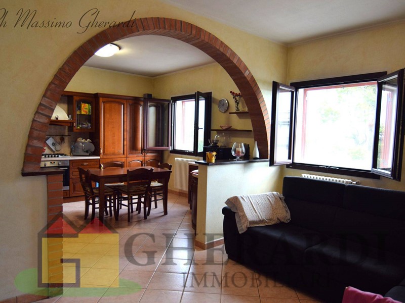 Villa in Vendita a Voghiera, 180'000€, 170 m²