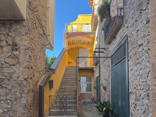 Appartamento in Vendita a Sapri, 230'000€, 200 m²