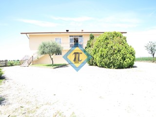 Casa Indipendente in Vendita a Sesto al Reghena, 260'000€, 475 m²