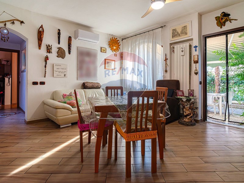 Trilocale in Vendita a Rho, 220'000€, 97 m²