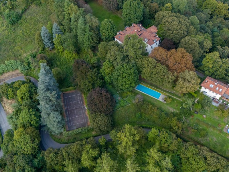 Appartamento in Vendita a San Mauro Torinese, 690'000€, 314 m²