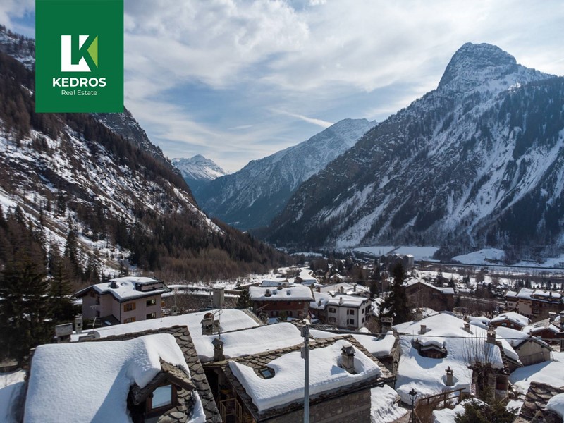 Villa in Vendita a Courmayeur, 2'600'000€, 180 m²