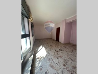 Negozio in Vendita a Gravina di Catania, 33'000€, 30 m²