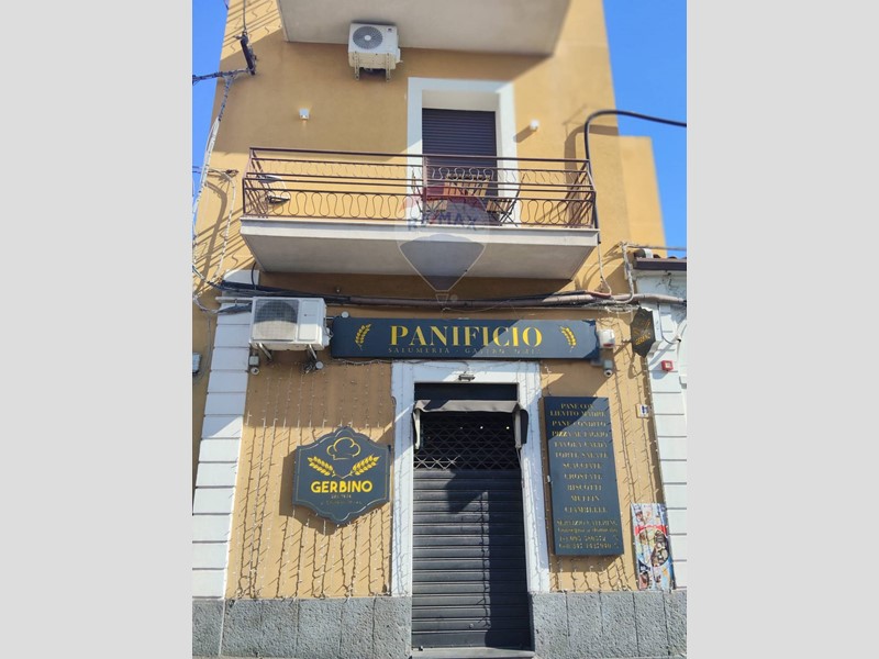 Attività commerciale in Vendita a Catania, 180'000&euro;, 80 m²