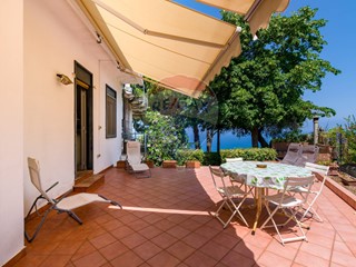 Villa in Vendita a Cefalù, 355'000€, 200 m²