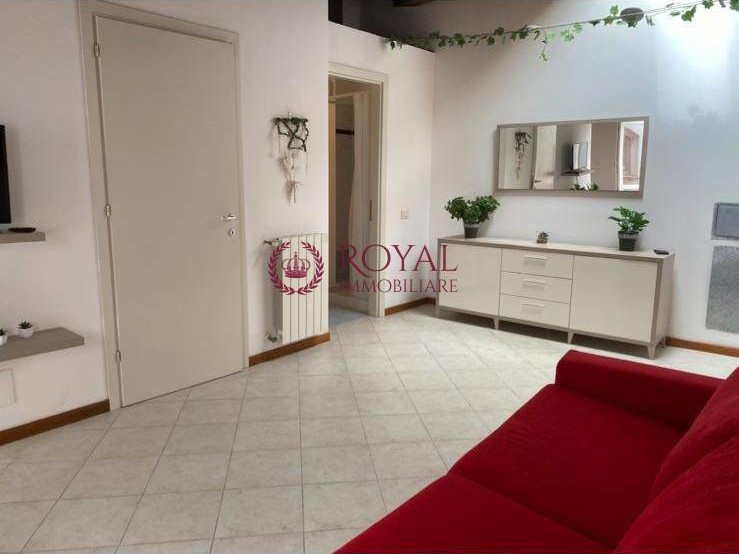 Bilocale in Vendita a Livorno, 120'000€, 50 m²