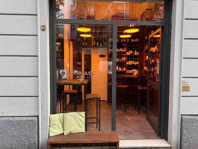 Immobile commerciale in Affitto a Milano, 1'694€, 45 m²