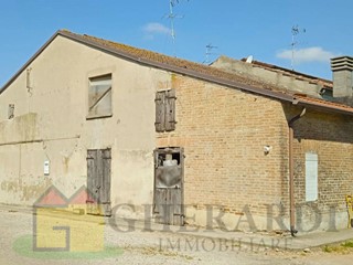Rustico in Vendita a Masi Torello, 15'000€, 100 m²