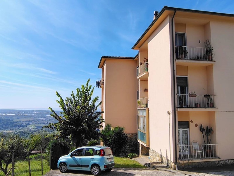 Bilocale in Vendita a Massarosa, 189'999€, 90 m²
