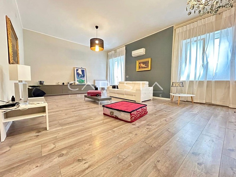 Quadrilocale in Vendita a Ortona, 292'000€, 154 m²