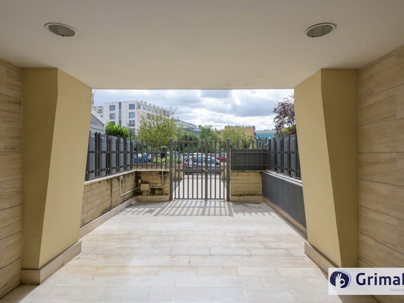 Trilocale in Vendita a Roma, 387'000&euro;, 69 m²