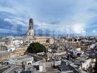 Casa Indipendente in Vendita a Lecce, 1'500'000€, 430 m²