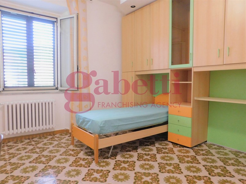 Appartamento in Affitto a Pozzilli, 250€, 80 m², arredato
