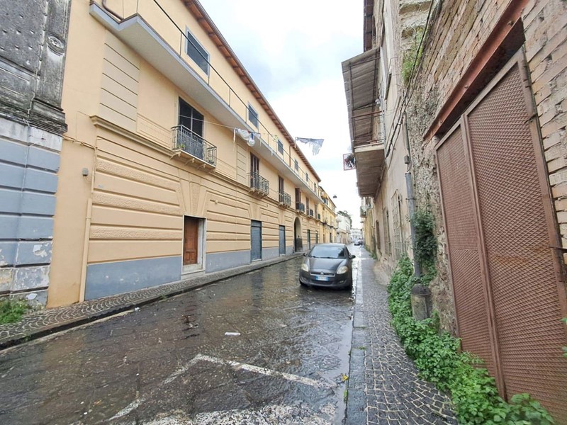 Bilocale in Vendita a Cardito, 45'000€, 64 m²