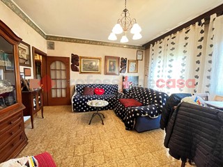 Quadrilocale in Vendita a Corsico, 180'000€, 125 m²