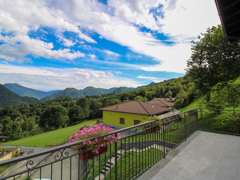 Trilocale in Vendita a Centro Valle Intelvi, 135'000€, 107 m²