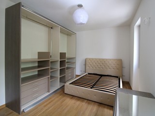 Trilocale in Vendita a Centro Valle Intelvi, 135'000€, 107 m²