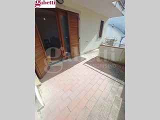 Monolocale in Vendita a Rapolano Terme, 87'000€, 39 m²
