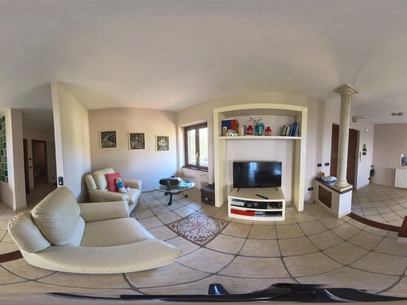 Appartamento in Affitto a Morlupo, 1'000€, 150 m², arredato