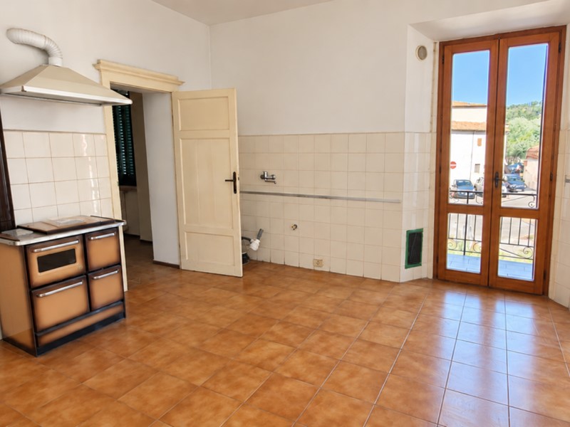Quadrilocale in Vendita a Rapolano Terme, 85'000&euro;, 75 m²
