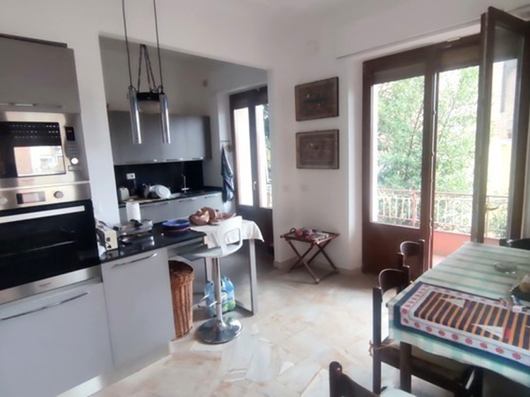 Appartamento in Vendita a Siena, 350'000€, 115 m²